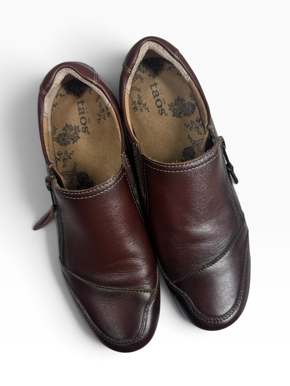 TAOS Women's 8.5 Character in Whiskey Color Smooth Brown Leather